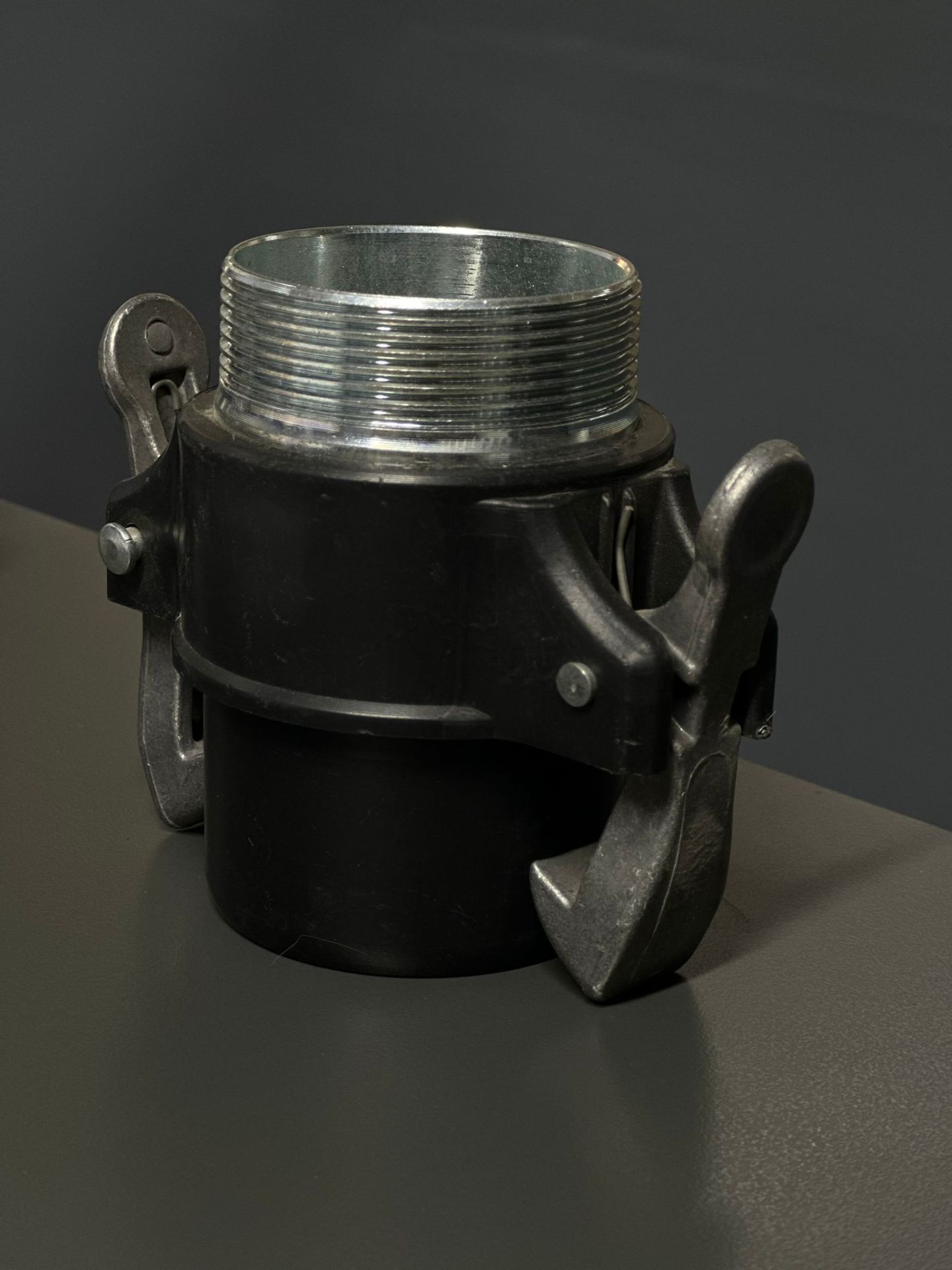 90'LI Erkek Mandallı Motor Bağlantı Parçası (Motopomt)